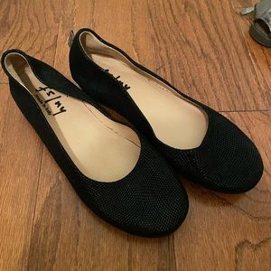 French Sole black Flats.